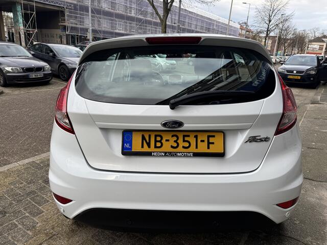 Ford FIESTA 1.0 Style Ultimate 98008KM! NAP | Navigatie | Cruise Control | Parkeersensoren | Lichtmetalen Velgen | Dealeronderhouden |
