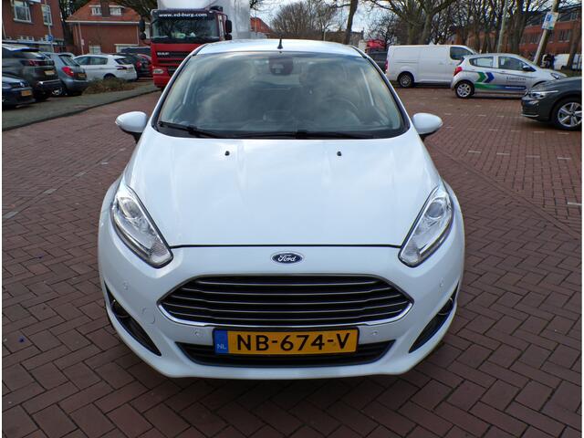 Ford FIESTA 1.0 EcoBoost Titanium AUTOMAAT CAMERA CRUISECONT NAV TELEFOON..