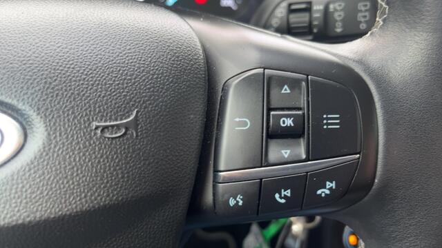 Ford FIESTA apple carplay 1.0 EcoB. Titanium