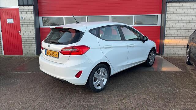 Ford FIESTA 1.1 Trend NWE D-RIEM / CARPLAY / VOORRUITVERW / NAVI / AIRCO / PDC / DAB+ / NL-AUTO