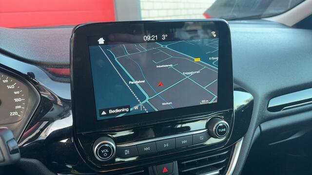 Ford FIESTA 1.1 Trend NWE D-RIEM / CARPLAY / VOORRUITVERW / NAVI / AIRCO / PDC / DAB+ / NL-AUTO
