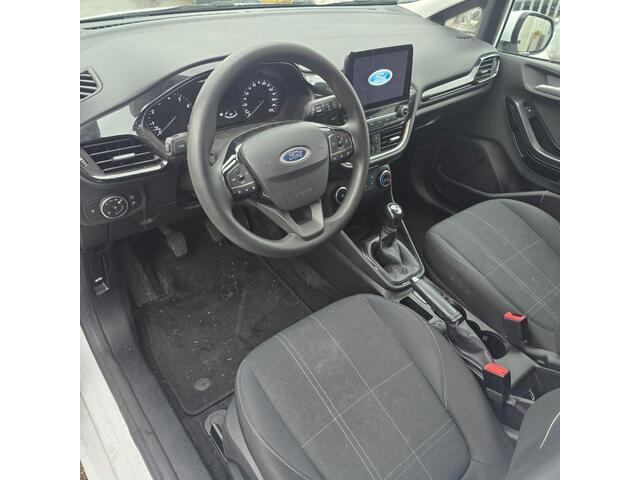 Ford FIESTA 1.1 Trend ** Nieuwe distributieriem --- BTW auto **