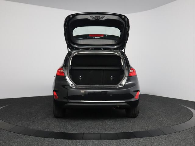 Ford FIESTA 1.0 EcoBoost Hybrid Titanium 125pk | Navigatie | parkeersensoren