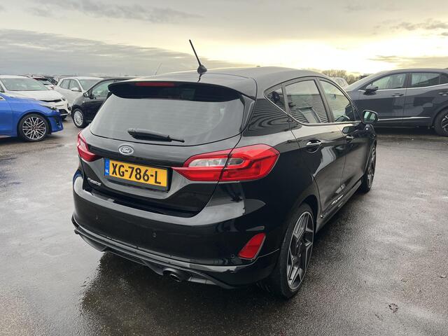 Ford FIESTA 1.0 EcoBoost Titanium ST-Line Navigatie, LMV, Privacy glass, Cruise control, Smart Key, Climate control, Parkeersensoren, Historie + boekjes