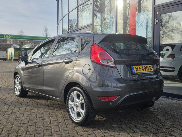 Ford FIESTA 1.0 Style Ultimate | Navigatie | LM Velgen | PDC voor + achter | Trekhaak |