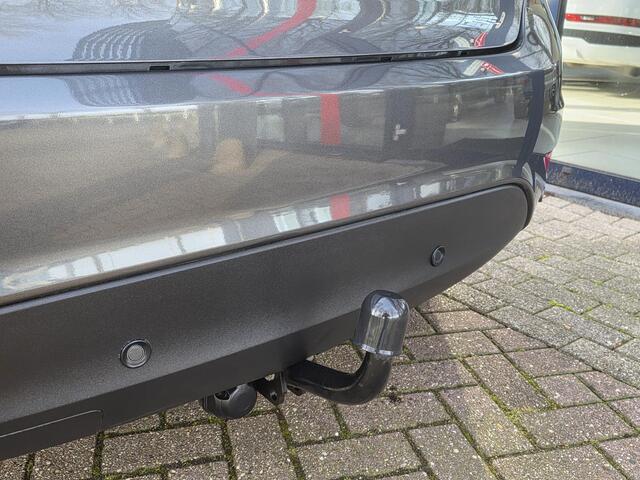 Ford FIESTA 1.0 Style Ultimate | Navigatie | LM Velgen | PDC voor + achter | Trekhaak |