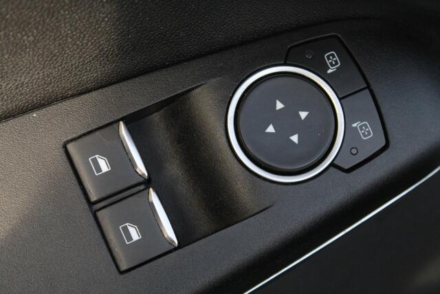 Ford FIESTA 1.0 EcoBoost ST-Line//Navi!!