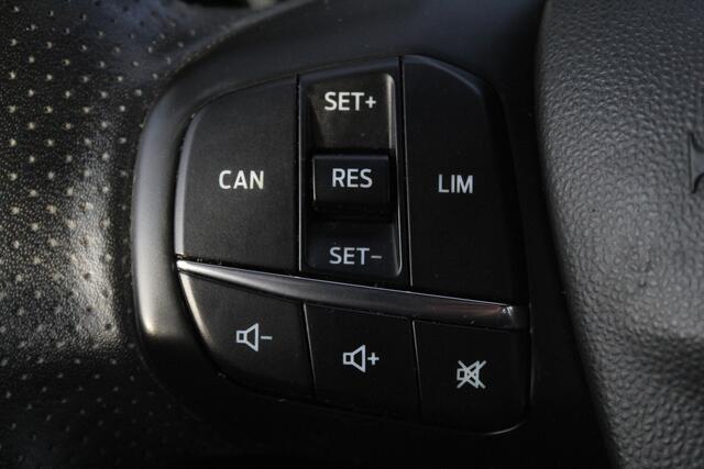 Ford FIESTA 1.0 EcoBoost ST-Line//Navi!!