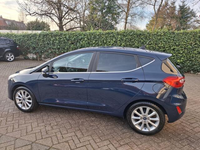 Ford FIESTA 1.0 EcoBoost Titanium CLIMAT/CRUISE/PDC.A/LED 95PK