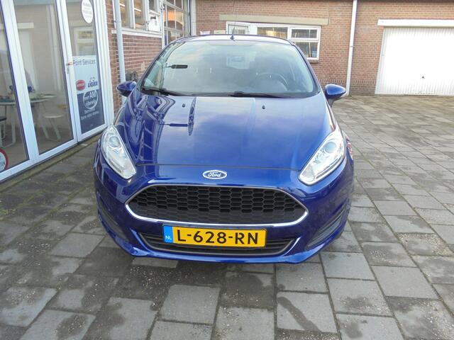 Ford FIESTA 1.0 Style Airco, Parkeersensoren achter, Handsfree Systeem, Boordcomputer, Audiosysteem