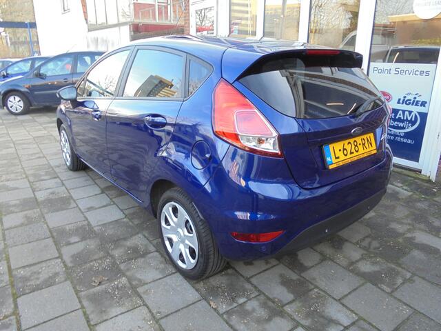 Ford FIESTA 1.0 Style Airco, Parkeersensoren achter, Handsfree Systeem, Boordcomputer, Audiosysteem