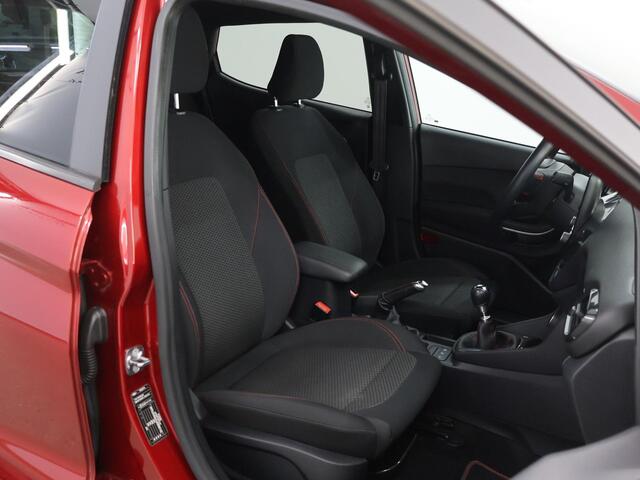 Ford FIESTA 1.0 EcoBoost ST-Line | Trekhaak | Navigatie | Climate Control | Cruise Control |