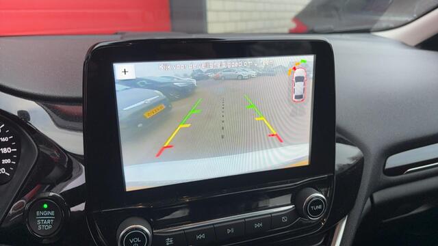 Ford FIESTA 1.0 EcoBoost Titanium 1STE EIG / ADAPTIEVE CRUISE / CAMERA / CARPLAY / DAB+ / VOORRUIT VERWARMING / NL-AUTO