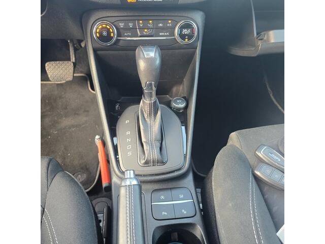 Ford FIESTA 1.0 Ecoboost Titanium ** nieuwe distributieriem **