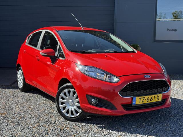 Ford FIESTA 1.0 EcoBoost Titanium 1e Eigenaar,Trekhaak,Airco,Weinig km,Distributie recent vervangen,5 Deurs,Nieuwe Apk bij Aflevering