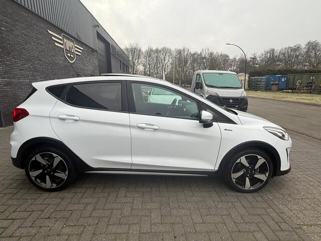 Ford FIESTA 1.0 EcoBoost Active | 1E EIGENAAR | 12MND GARANTIE | PANO | LED | AUTOMAAT | CARPLAY | STOELVERWARMING | DAB |