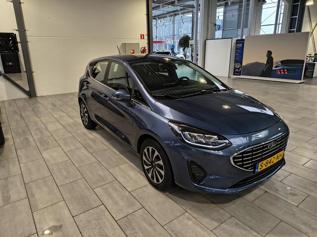Ford FIESTA EcoBoost Hybrid 125 pk Titanium | Apple Carplay | Clima | Cruise | Parkeersens. | LED | Isofix | Zeer zuinig