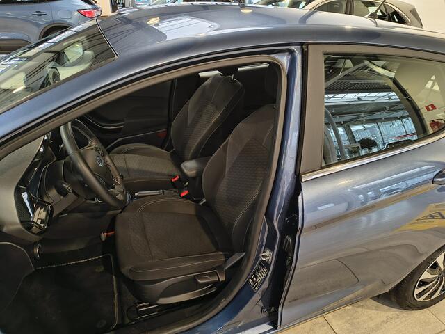 Ford FIESTA EcoBoost Hybrid 125 pk Titanium | Apple Carplay | Clima | Cruise | Parkeersens. | LED | Isofix | Zeer zuinig