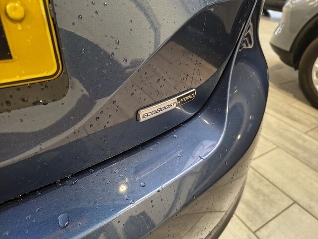 Ford FIESTA EcoBoost Hybrid 125 pk Titanium | Apple Carplay | Clima | Cruise | Parkeersens. | LED | Isofix | Zeer zuinig