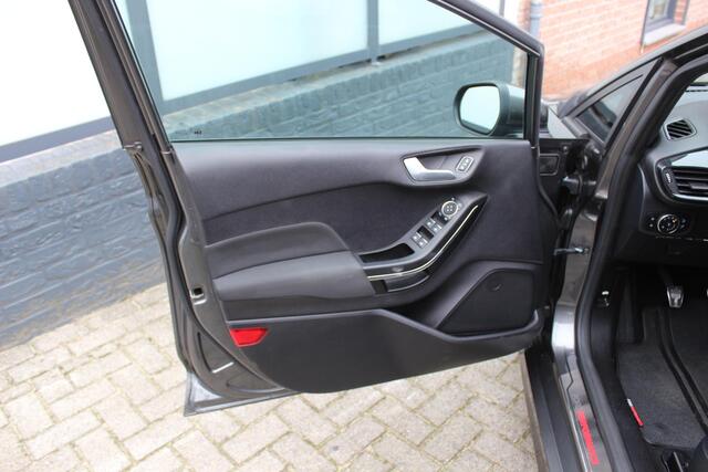 Ford FIESTA 1.5 EcoBoost ST-3 100% Dealer onderhouden, Nieuwstaat!!!