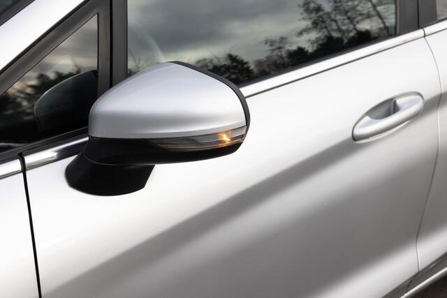 Ford FIESTA 1.0 EcoBoost Titanium X stuurwielverw. / carplay / voorruitverw. / bomvolle auto