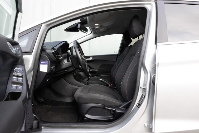 Ford FIESTA 1.0 EcoBoost Titanium X stuurwielverw. / carplay / voorruitverw. / bomvolle auto