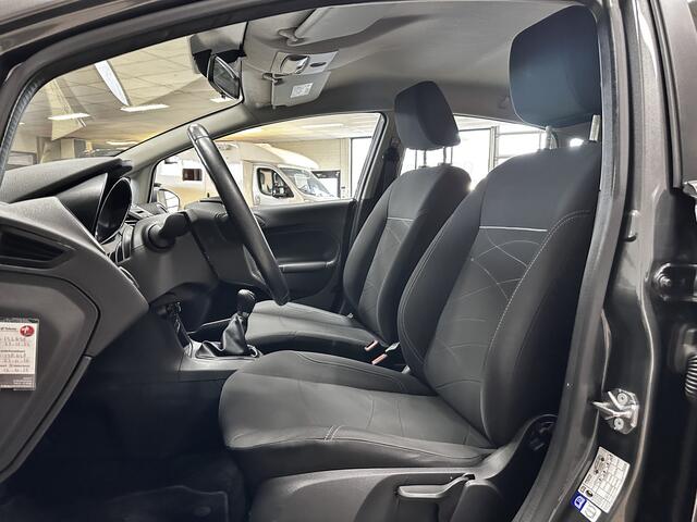 Ford FIESTA 1.0 Style Ultimate/ Trekhaak/ 15'' LMV/ Camera/ Navi/ Airco/ Cruise/ Elek. pakket/ Isofix/ Bluetooth/ Multi. LEDER. Stuur/ Mistl./ PDC V+A/ LED Dagrijverl.