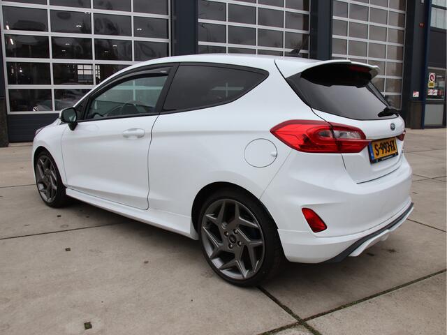 Ford FIESTA 1.5 ST-3 Dealer ond, B&O, Stoelverwarming, FULL LED Prijspakker!