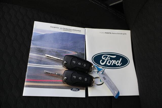 Ford FIESTA 1.0 Hybrid Titanium 2e Eigenaar | Volledig Onderh | NAP | BTW | Carplay | Keyless | Cruise | Full LED | LMV | Start/Stop | PDC |