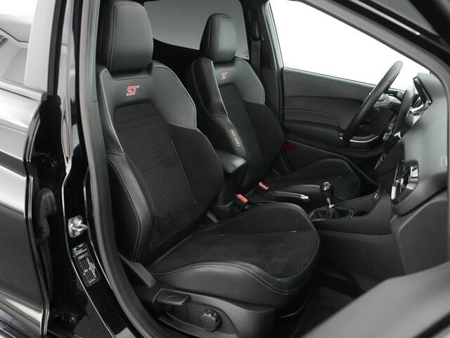 Ford FIESTA ST-3 1.5 200pk PERFORMANCE PACK Milltek|sper diff|launch control|panoramadak|18" O.Z velgen|Maxton|B&O|winterpakket|full LED koplampen|Apple carplay|