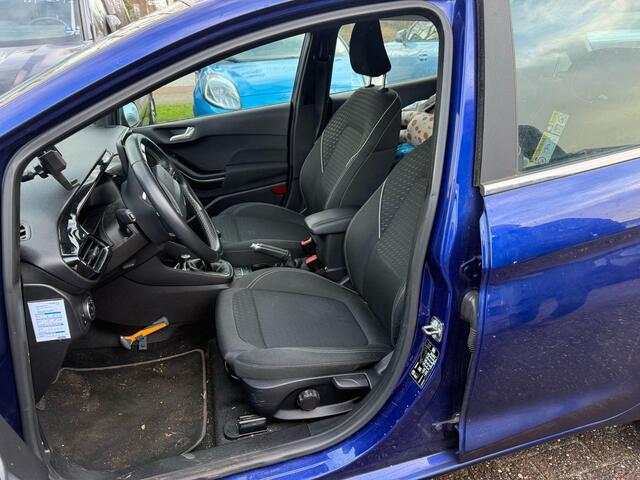 Ford FIESTA 1.0 EcoBoost Titanium 100pk Adaptieve Cruise | B&O Audio | Voorruit verwarming | Achteruitrijcamera