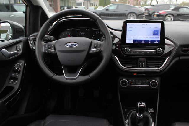 Ford FIESTA 1.0 EcoBoost Vignale Panoramadak / Camera / Leder / 18'' / Navigatie / B&O / Dodehoek / DAB / Stuur+Stoelverwarming / ACC