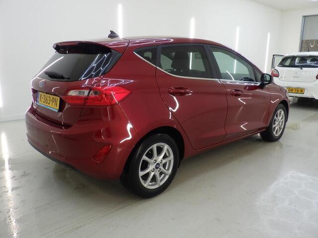 Ford FIESTA 95pk Titanium Navi Camera Ad. Cruise Winter Parking Dodehoek pack Privacy Glass Dealeronderhouden