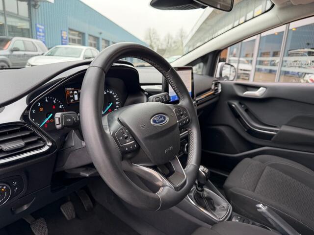 Ford FIESTA 1.0 ECOB.HYBRIDE/BENZ TITANIUM 125 PK NAVI AIRCO PDC