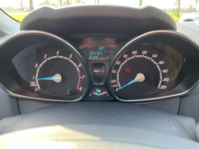 Ford FIESTA 1.0 EcoBoost Titanium | BLUETOOTH | CLIMA | CRUISE | NAVI | PDC V&A | VOORRUITVERW.