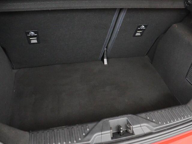 Ford FIESTA 1.0 EcoBoost Titanium | 33.700km NAP | Carplay | Climate control | Parkeerhulp | Cruise control | Full LED | DAB | Bluetooth