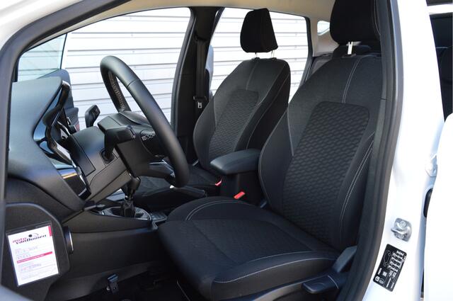 Ford FIESTA 1.0 EcoBoost Titanium O.a: Clima, Navi, Cruise, PDC, Carplay, Etc. All-in prijs!