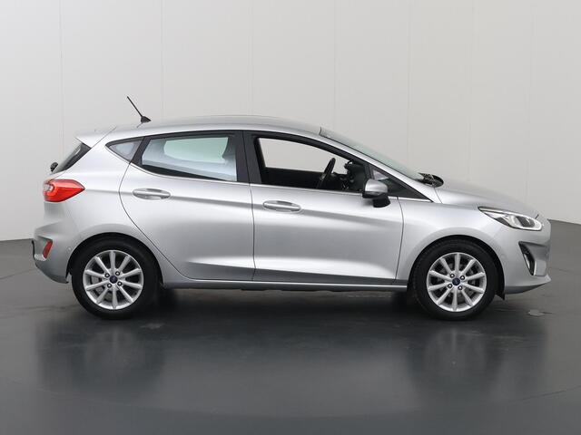 Ford FIESTA 1.0 EcoBoost Titanium | Trekhaak | Winterpack | Navigatie | Parkeercamera | Cruise Control Adaptief | B&O |