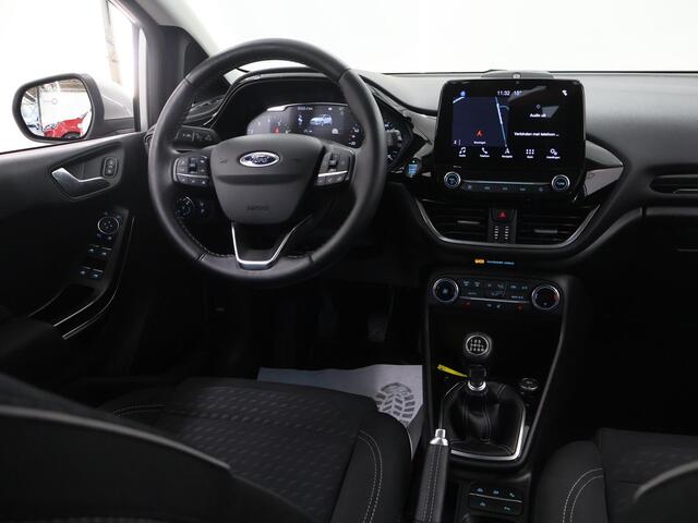 Ford FIESTA 1.0 EcoBoost Titanium | Trekhaak | Winterpack | Navigatie | Parkeercamera | Cruise Control Adaptief | B&O |