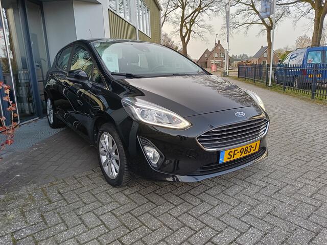 Ford FIESTA 1.0 EcoBoost Titanium | Airco | Cruise controle | Trekhaak | LM velgen |