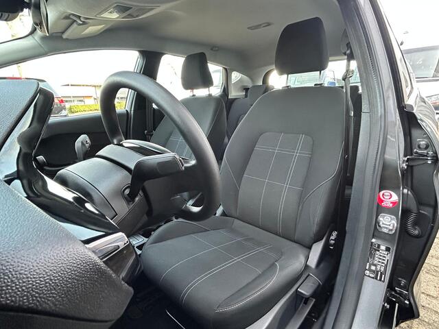 Ford FIESTA 1.1 | Parkeersensoren | Lane Assist | Cruise | Airco