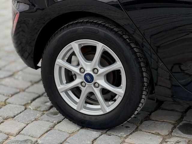 Ford FIESTA 1.0 EcoBoost Titanium|Winterpack|Carplay