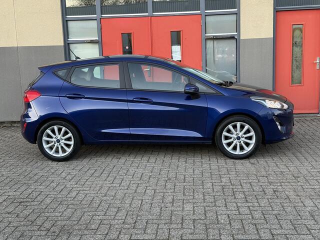Ford FIESTA 1.1 Titanuim, CarPlay, Nieuwe Distributie Riem