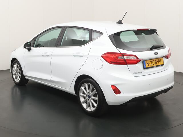 Ford FIESTA EcoBoost 100PK Titanium | Cruise I Climate I Parkeersensoren | Apple/Android carplay