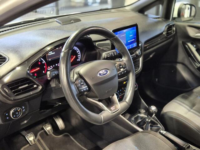 Ford FIESTA 1.5 EcoBoost ST-3 Panorama | 200pk | LED | Navi