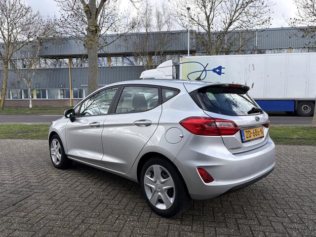 Ford FIESTA 1.1i Trend 5-Deurs 70 PK. Zuinige en zeer mooie auto !!!