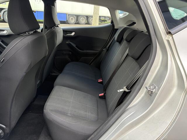 Ford FIESTA 1.1i Trend 5-Deurs 70 PK. Zuinige en zeer mooie auto !!!