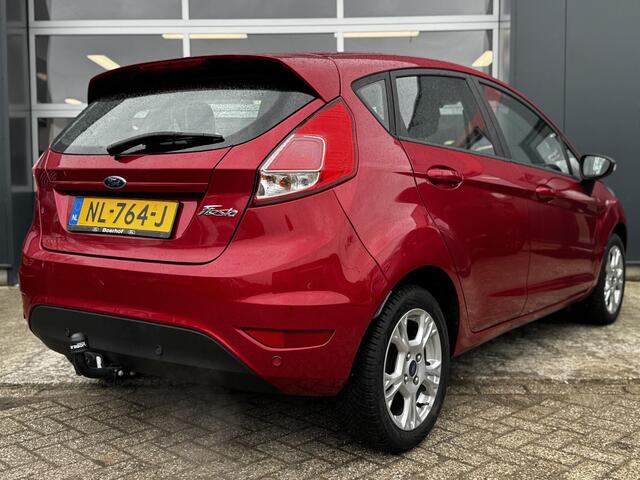 Ford FIESTA 1.0 Style Ultimate - Navigatie - Lichtmetalen velgen - Trekhaak - Cruise Control