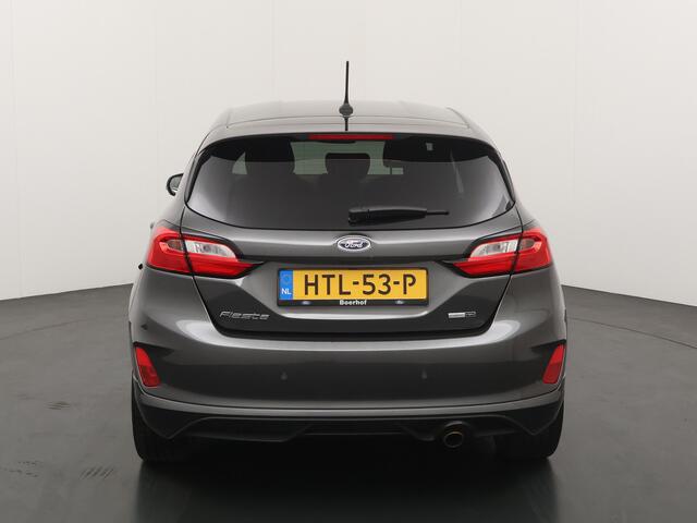 Ford FIESTA EcoBoost Hybrid 125 pk ST-Line | Winter Pack | LED | Apple Carpay | Cruise | 4 seiz. banden | 100% dealer onderh.