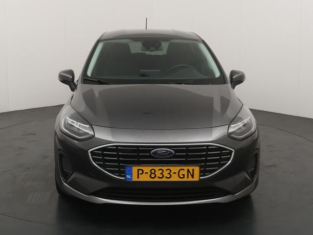 Ford FIESTA EcoBoost Hybrid 125 pk Titanium | Winter Pack | LED | Apple Carplay | Clima | Cruise | 100% dealer onderh.